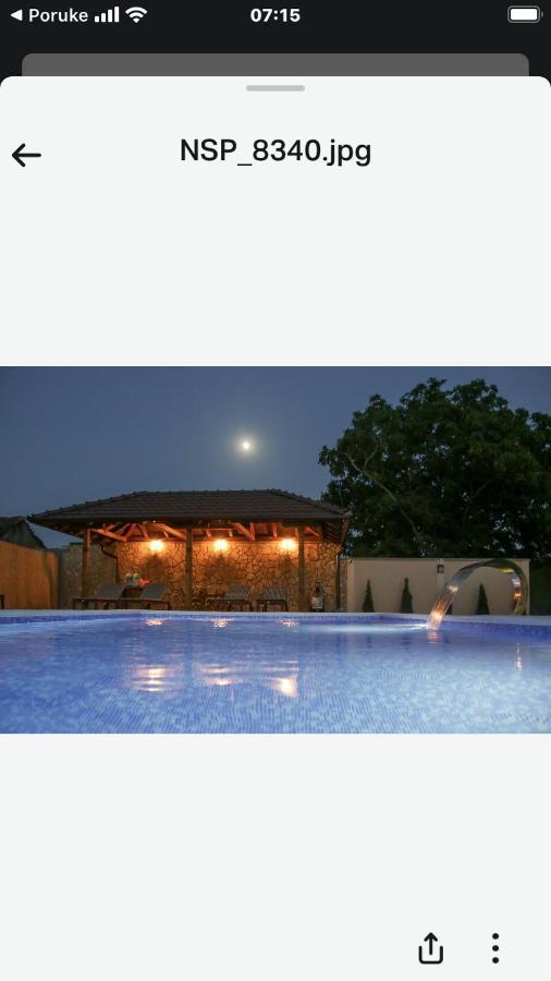 Aqualux Apartments ヴルドニーク エクステリア 写真